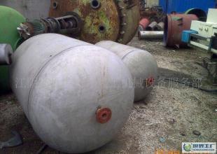 優(yōu)質(zhì)二手不銹鋼貯槽及日常用品設(shè)備轉(zhuǎn)讓，滿足多樣化需求